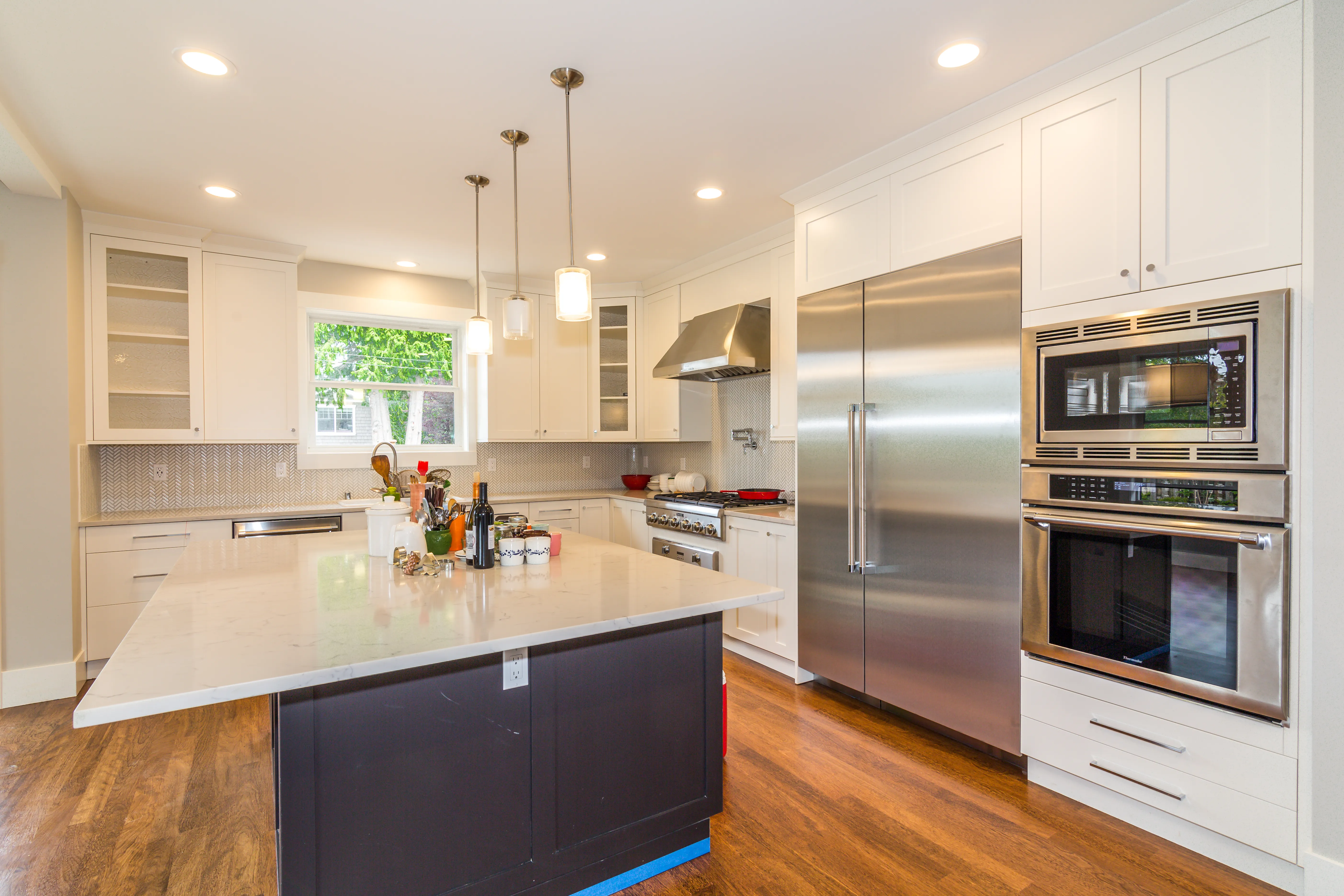 Bellevue whole-house kitchen with modern finishes.